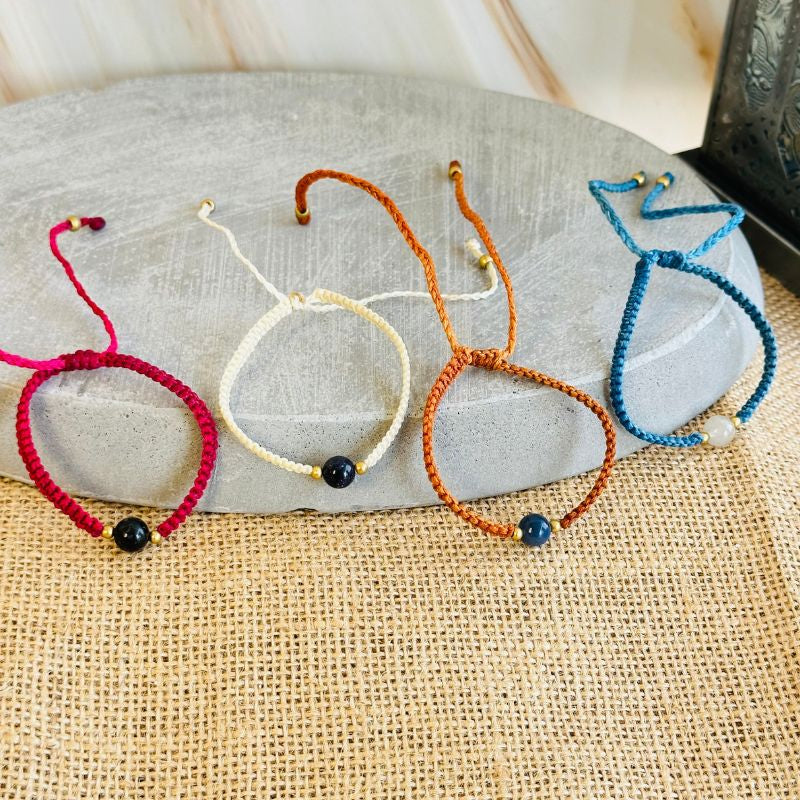 Pulsera de Hilo 6mm Ajustable con Piedra Preciosa