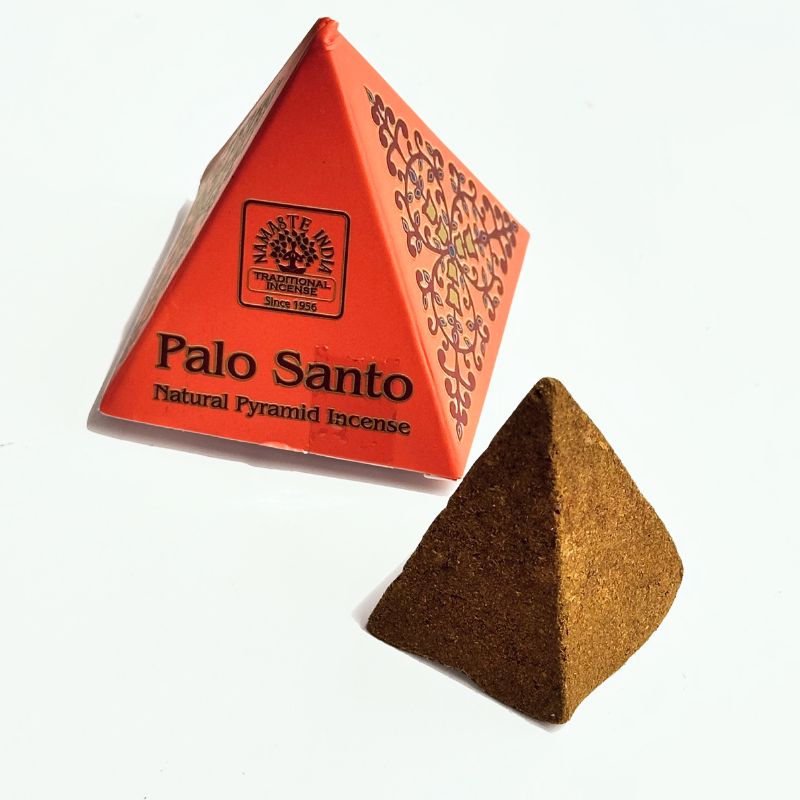 Incienso en Pirámide Palo Santo
