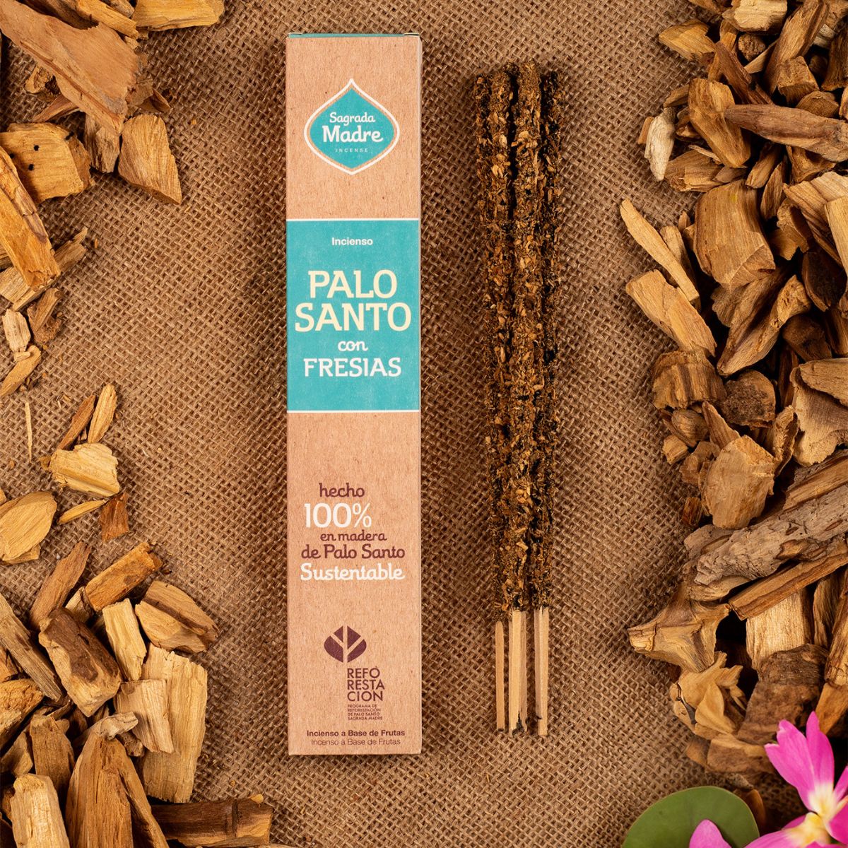 Sahumerio Palo Santo con Fresias