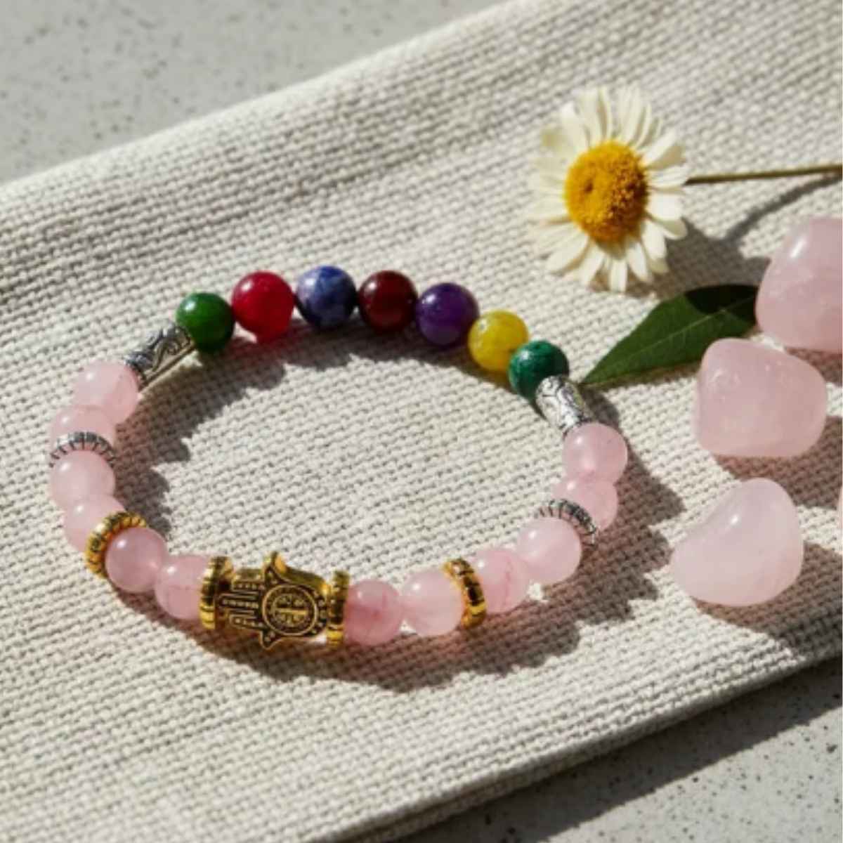 Pulsera Mano de Fatima Charm Cuarzo Rosa