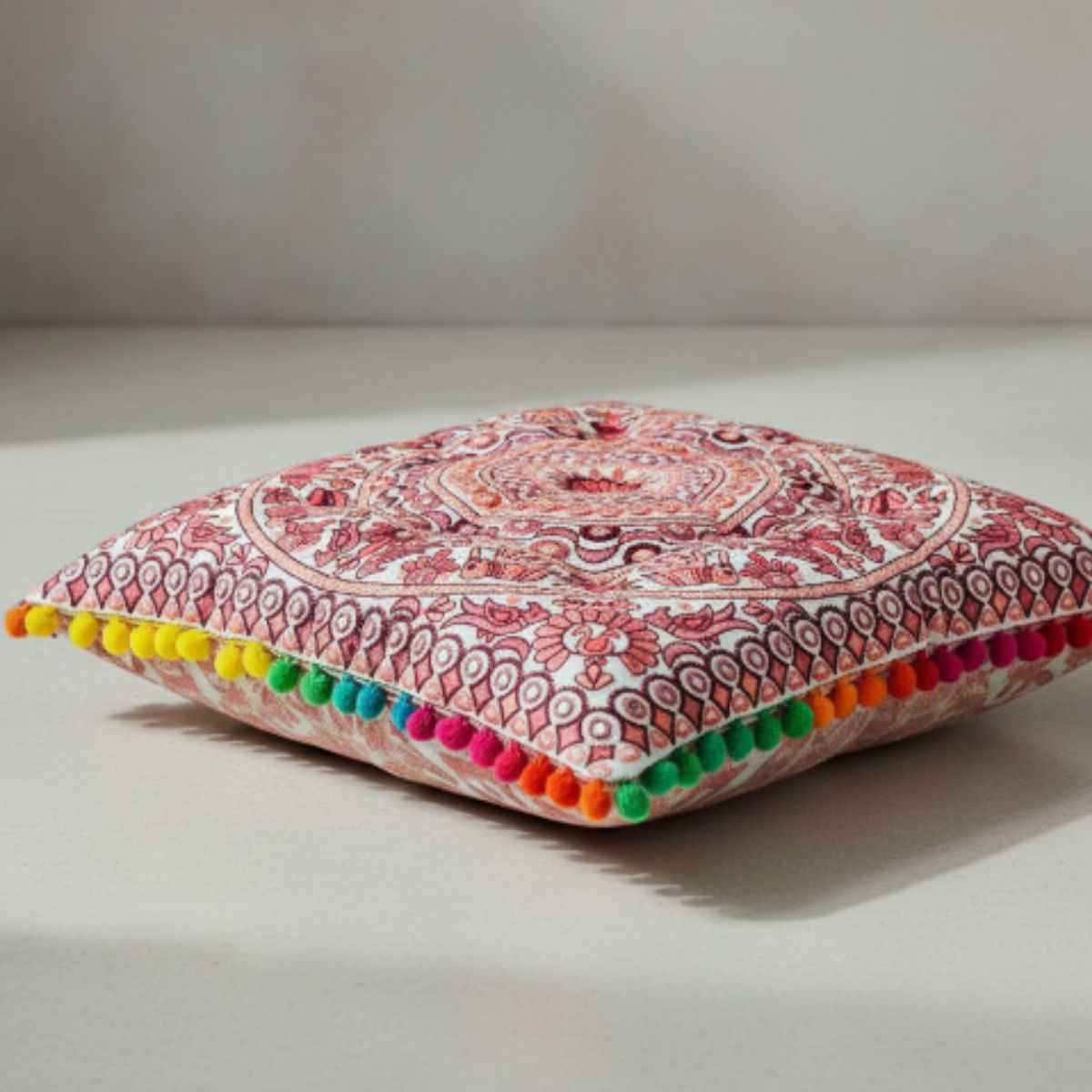 Cojin Rosado Indio Cuadrado Grande