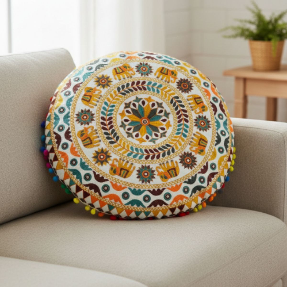 Cojin Amarillo Indio Redondo Mediano