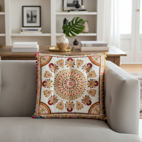 Cojin Amarillo Indio Cuadrado Mediano