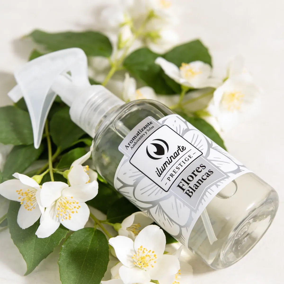 Aromatizante Spray Flores Blancas 200 mL
