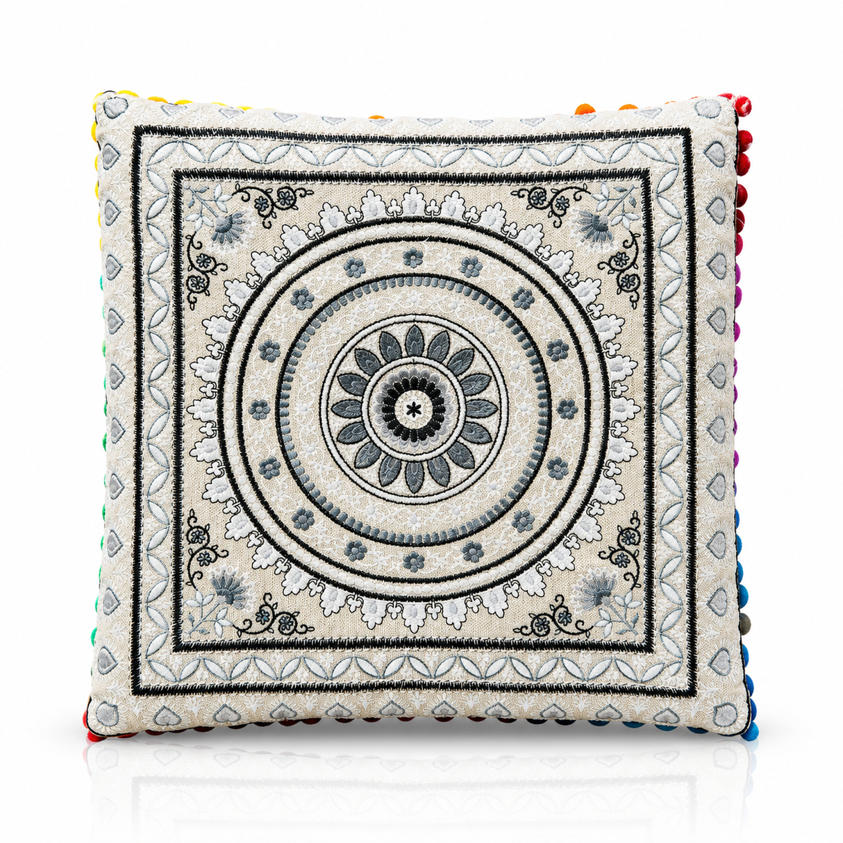 Cojin Boho Gris Cuadrado Mediano