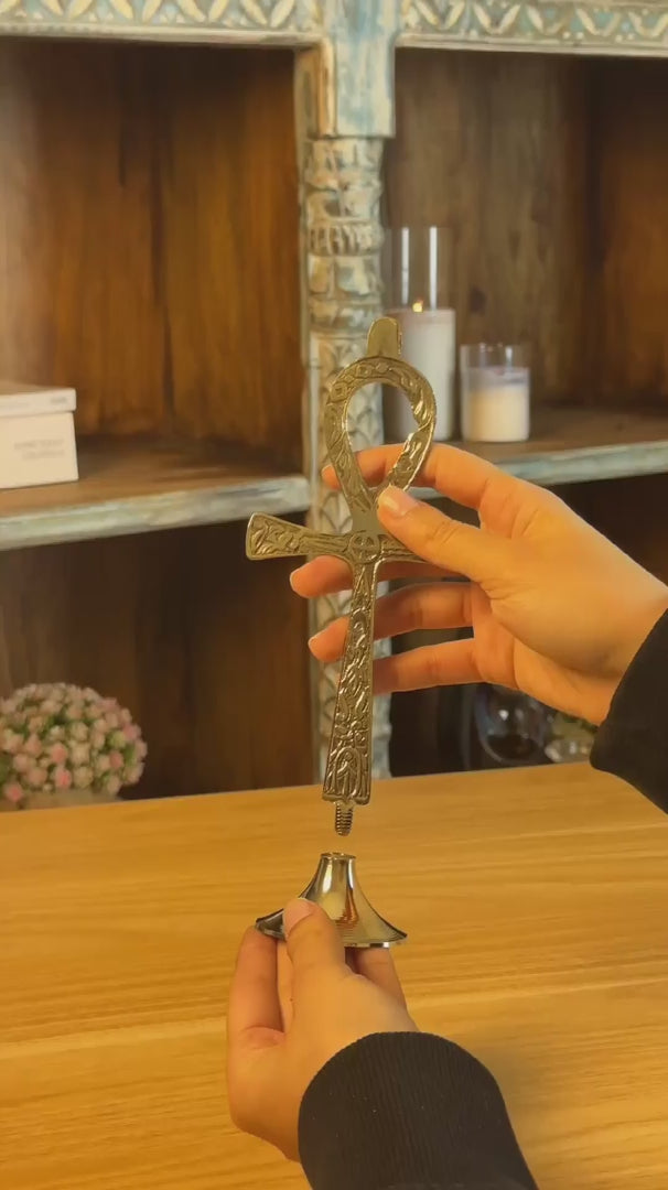 Cruz de Ankh con Base