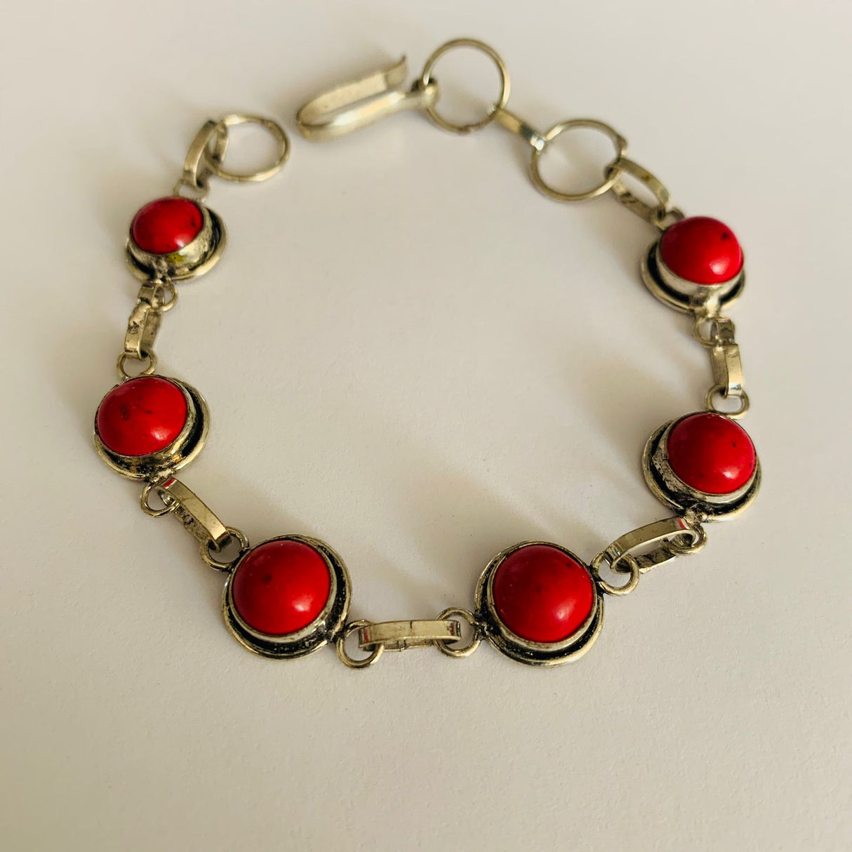 Pulsera Plateada Jolie Jaspe Rojo