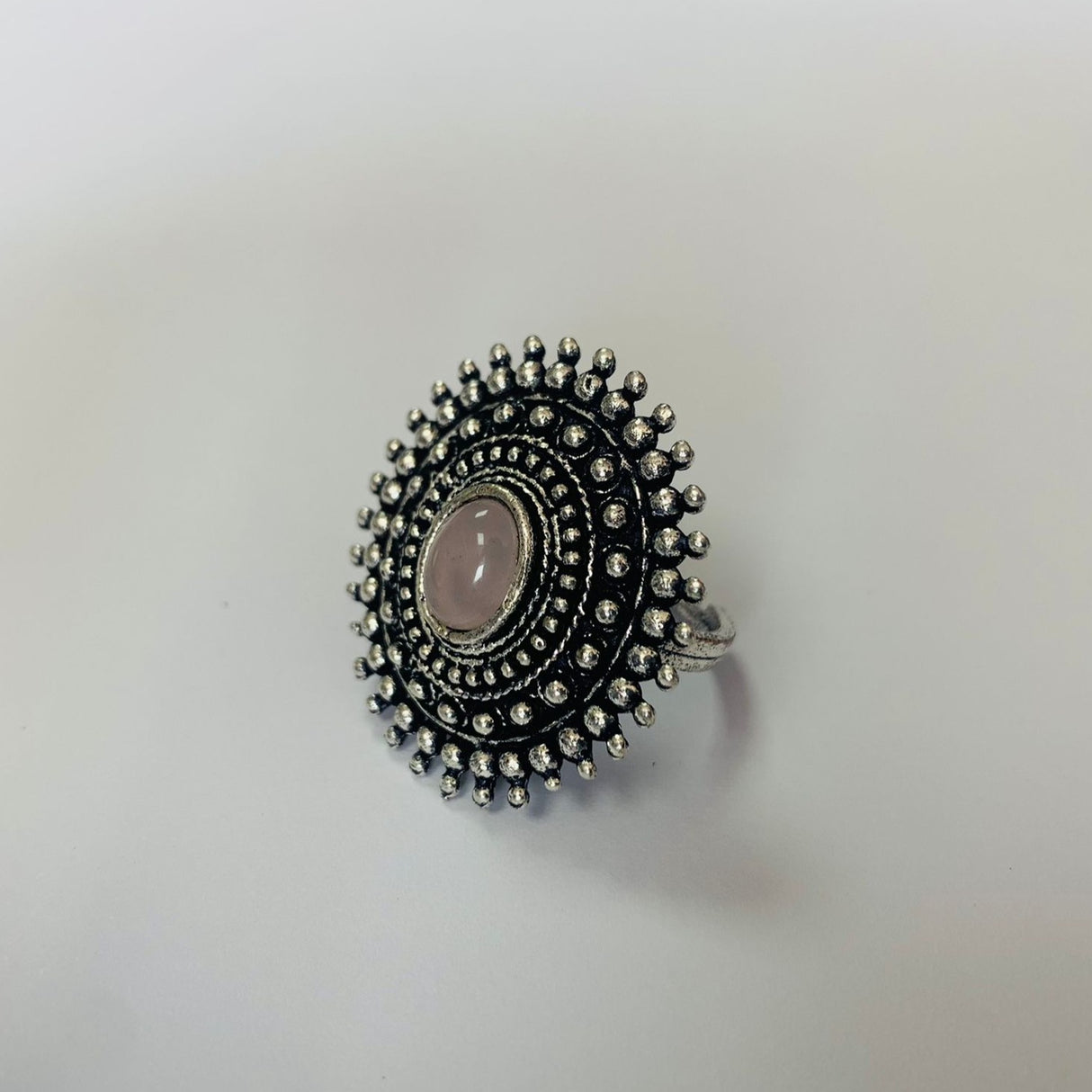 Anillo Tribal Silver Cuarzo Rosa